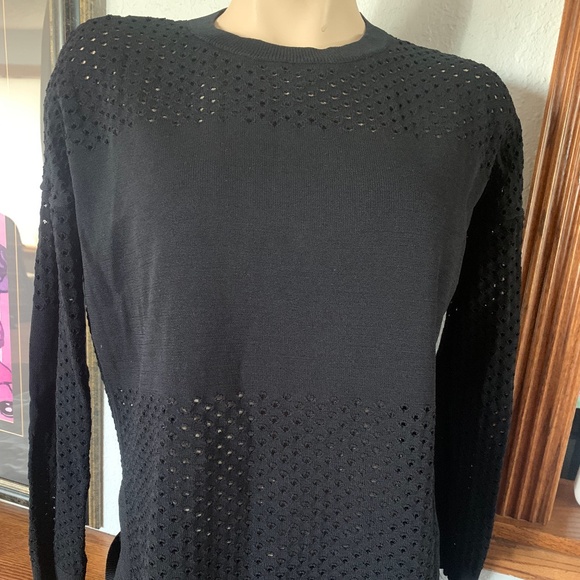 ⚫️Top Shop women’s open design black long sleeve sweater - Picture 1 of 8